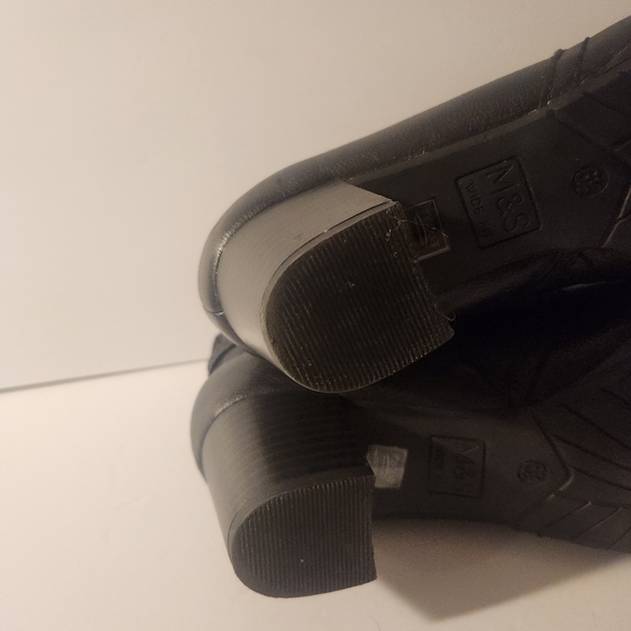 Marks & Spencer Black Leather Ankle Boots with Buckle Detail. US Size 8.5W. - Picture 7 of 10